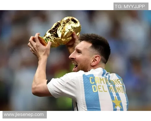 梅西谈足球明星的风采与成就分享他的看法与感受