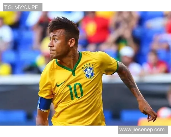 足球明星风采尽显瞬间捕捉让我们一起感受绿茵场上的激情与荣耀