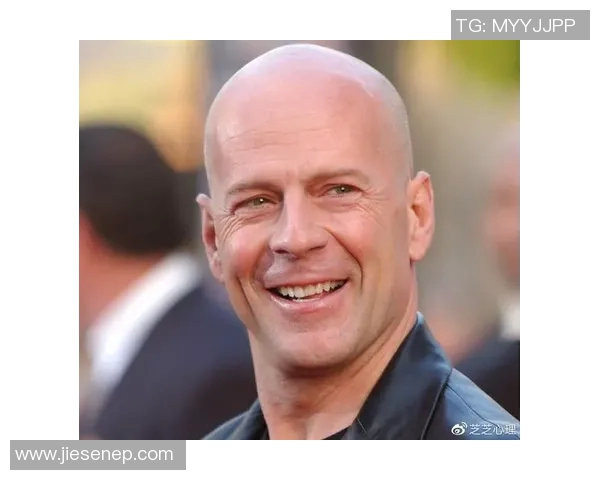 足球明星发型大揭秘他们的发型如何影响场上表现与个人形象